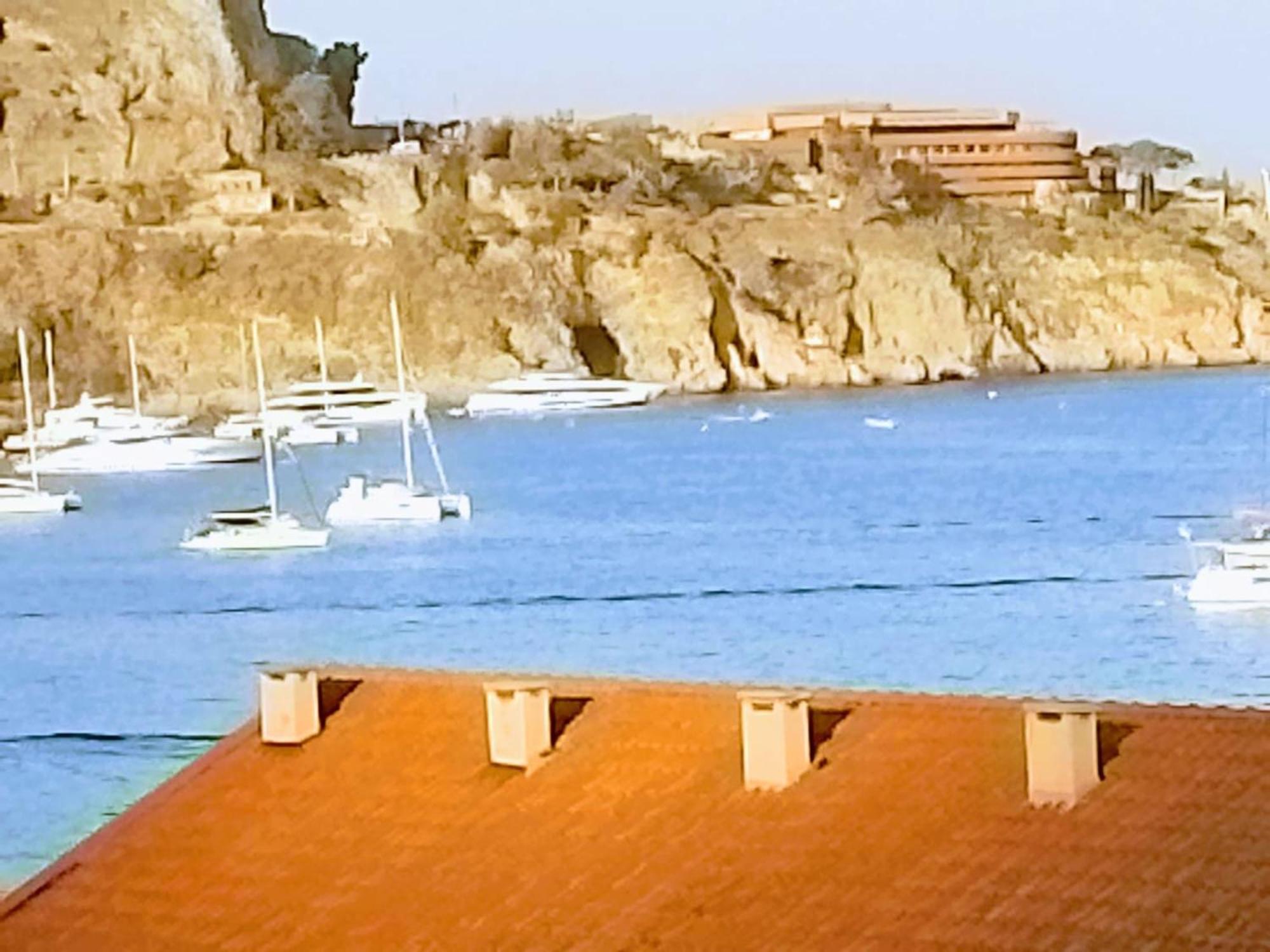 Cundari Hotel