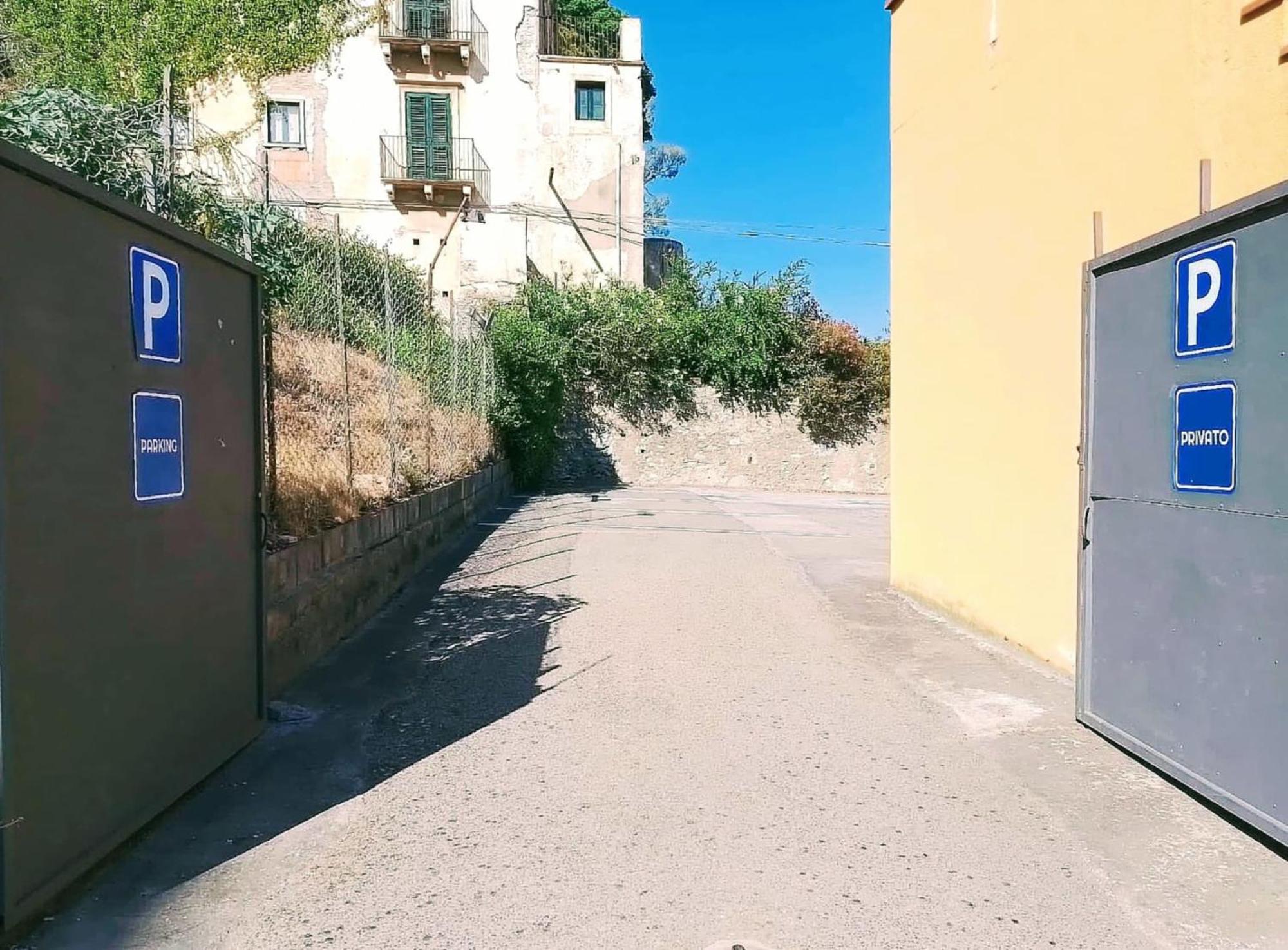 Cundari * Taormina